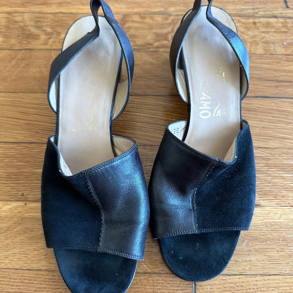 Salvatore Ferragamo 1960's slingback suede/leather Sandal Sz. 8/5 C